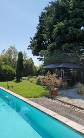 Maison de campagne d'environ 170m² avec piscine sur terrain de 4.739m² Bram (11150)