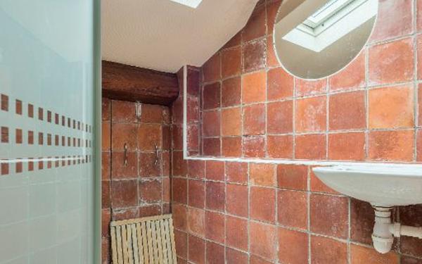 Maison à vendre    9 pièces • 325,38 m2 Digne-les-Bains