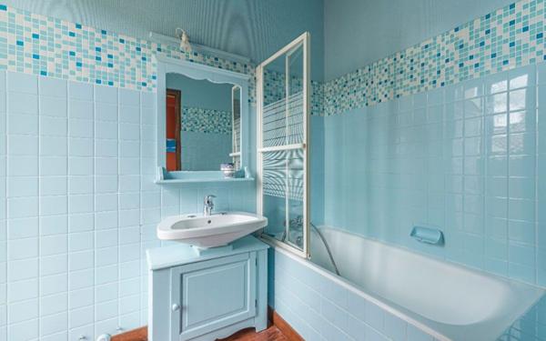 Maison à vendre    9 pièces • 325,38 m2 Digne-les-Bains