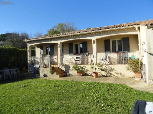 Maison individuelle à vendre à Saint-Gilles dans le Gard (30800), ref : 11411/434
