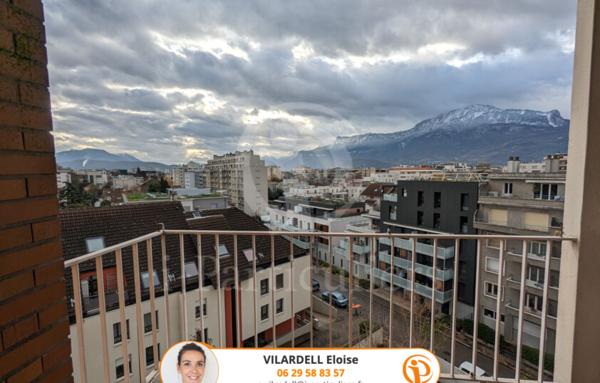 T4 étage élevé avec balcon vue montagnes