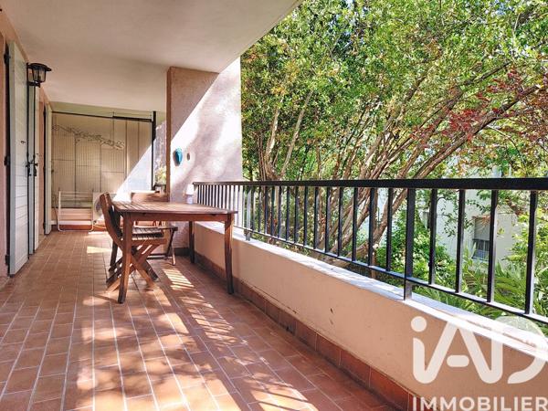 Location appartement 2 pièces 45 m² Toulon