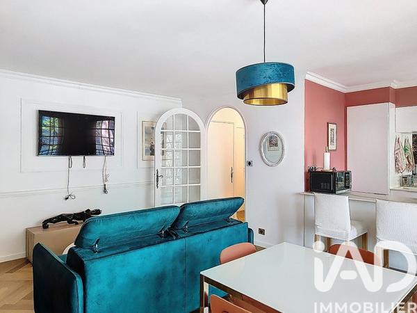 Location appartement 2 pièces 45 m² Toulon