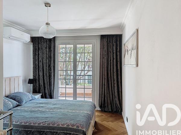 Location appartement 2 pièces 45 m² Toulon