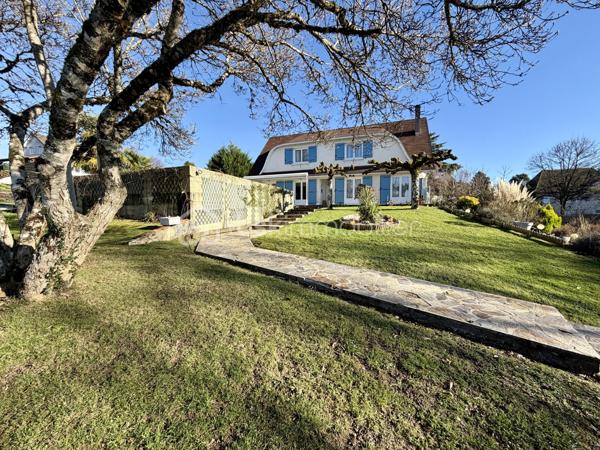 Maison d architecte de 168,42 m²