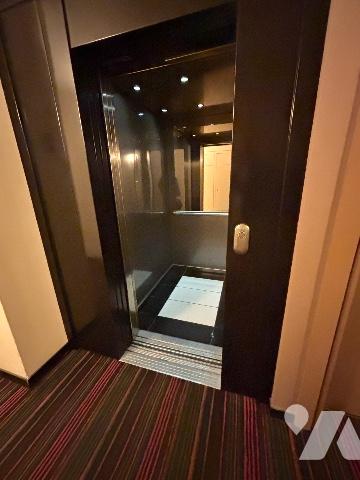 LA GARE A PIED, COMMERCES AU PIED DE L’IMMEUBLE
BEAU 3 PIECES 70.86m² VUE DEGAGEE – PLEIN SUD