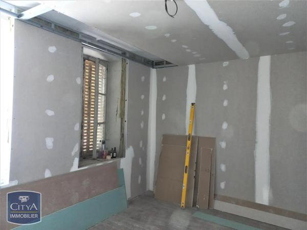 Maison à vendre 4 pièces 80m² Saint-Sernin-du-Plain (71510)
