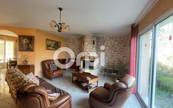 Maison à vendre    4 pièces • 2 587 m2 Saillat-sur-Vienne