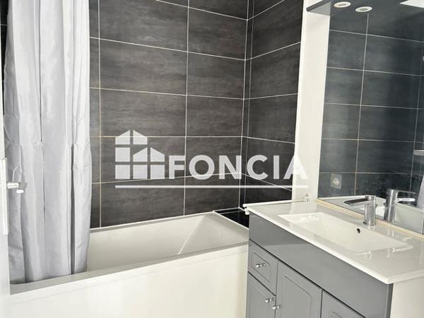 Location Appartement 2 pièces 45.03 m² - Paris 75020