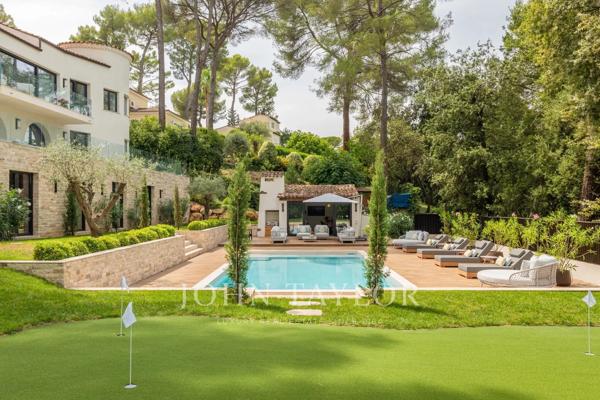 Villa d’exception dans un domaine fermé