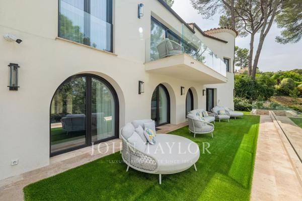 Villa d’exception dans un domaine fermé