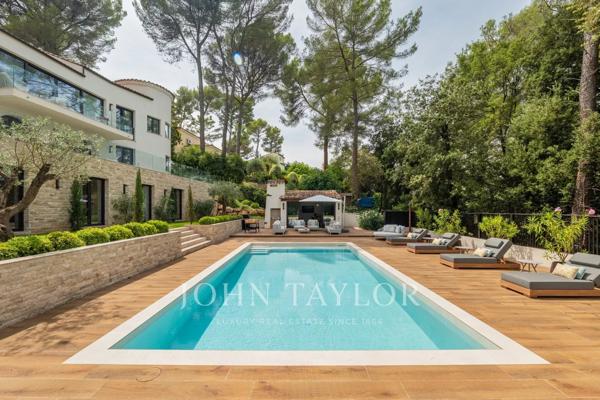Villa d’exception dans un domaine fermé