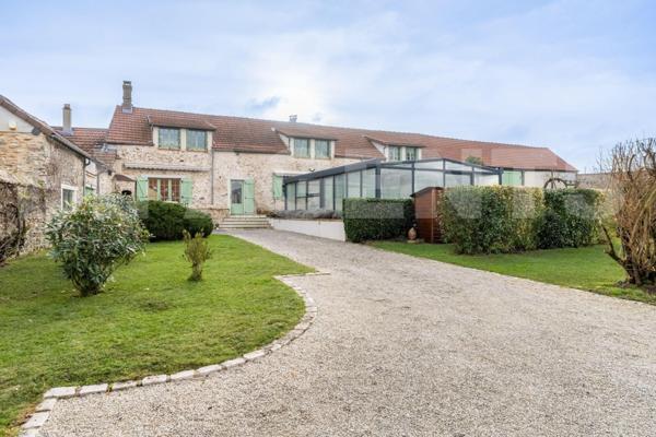 Magnifique Corps de Ferme, entièrement rénové !