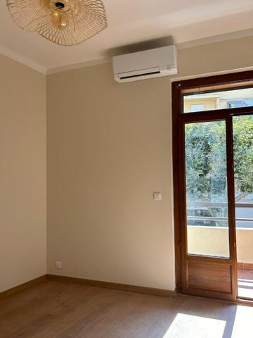 Appartement Aubagne 2 pièce(s) 49.29 m2