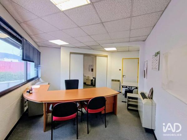 Location bureaux 200 m² Saint-Martin-d'Hères