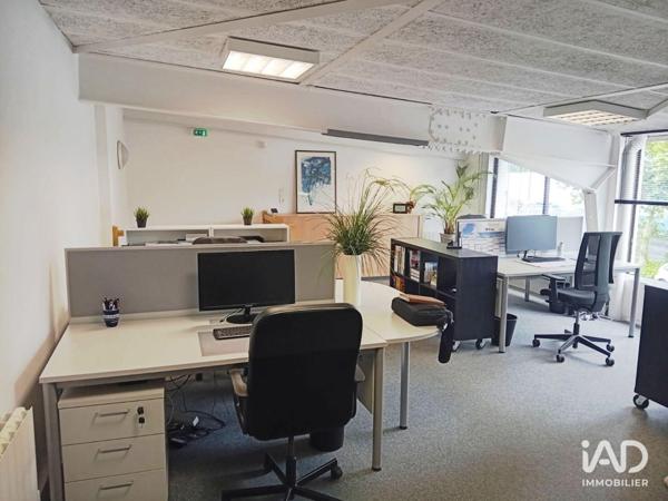 Location bureaux 200 m² Saint-Martin-d'Hères