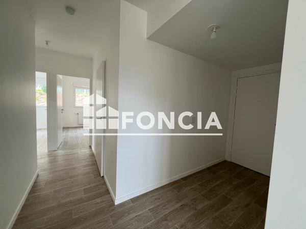 Location Appartement 3 pièces 65.87 m² - Laval 53000