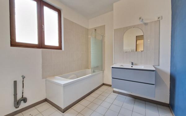 Appartement à vendre    3 pièces • 59,33 m2 Verneuil-sur-Avre