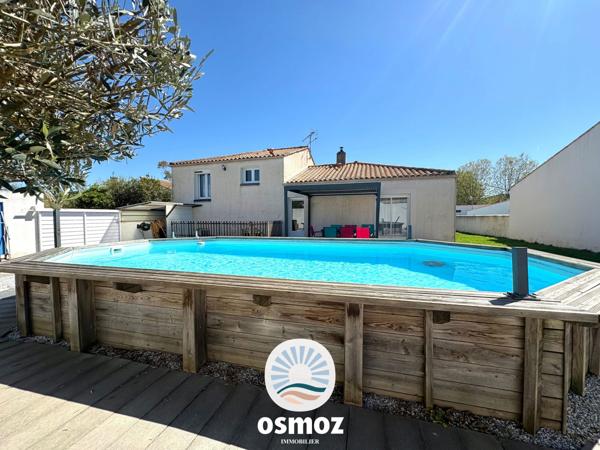 Maison type 4 avec jardin, piscine et garage de 40 m².