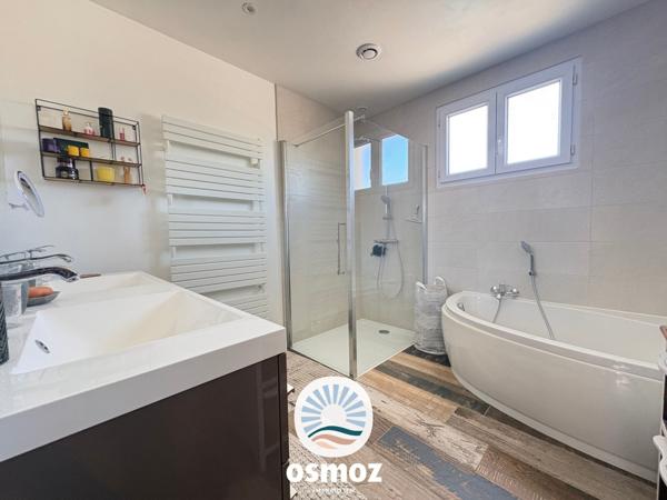 Maison type 4 avec jardin, piscine et garage de 40 m².