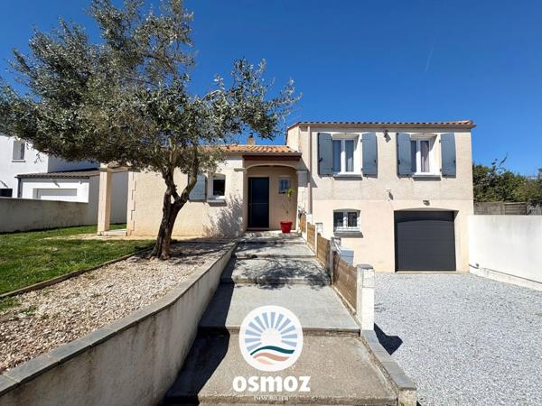 Maison type 4 avec jardin, piscine et garage de 40 m².