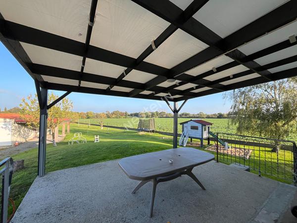 Maison à vendre 6 pièces - Montaigu Vendée