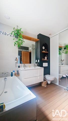 Maison à vendre 7 pièces 164,25 m² Pringy