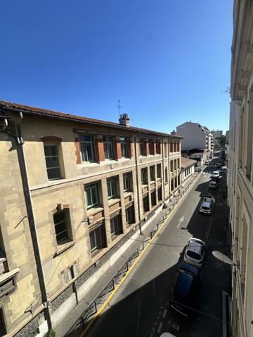 Marseille (13008) Appartement Lumineux au calme proche parc du 26 eme centenaire 13008