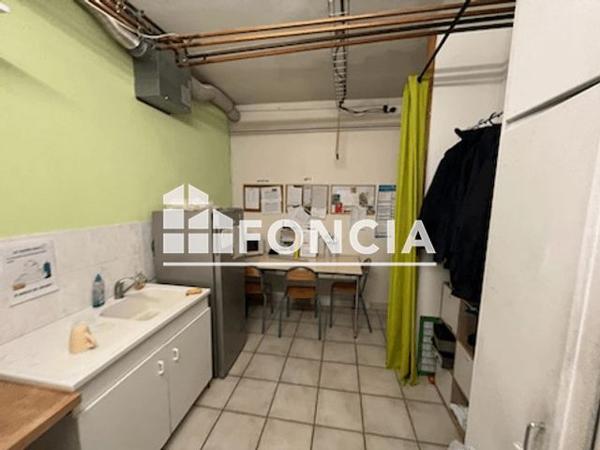 À vendre Local commercial 82 m² - Niort 79000