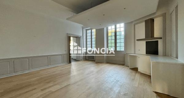 À vendre Appartement 3 pièces 141.6 m² - Pau 64000