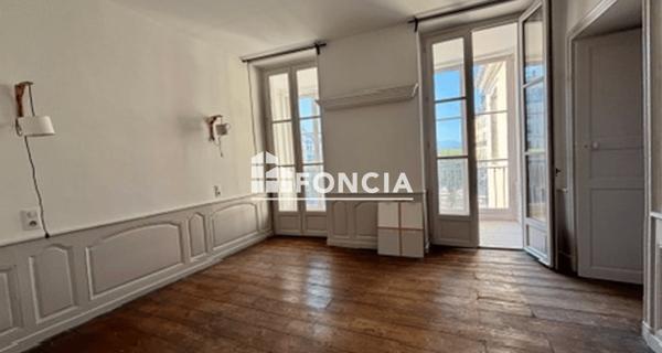 À vendre Appartement 3 pièces 141.6 m² - Pau 64000