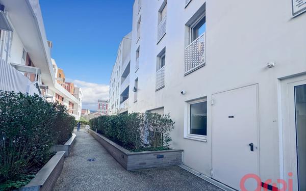 Appartement à vendre    4 pièces • 80,18 m2 Aubervilliers