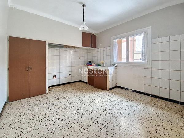 Maison à vendre avec fort potentiel à Villeneuve-la-Rivière