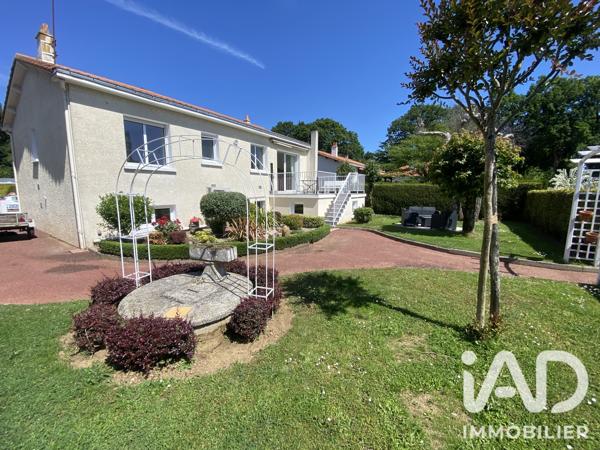Maison à vendre 5 pièces 86 m² Essarts-en-Bocage