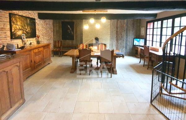 Propriété de 249 m², 10 pièce(s), 6 chambres, à seulement  5 min d'Hesdin