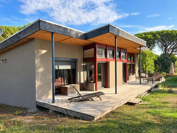 Maison "Passive Biosourcés" contemporaine de 121,65 m² sur 2 601 m² de terrain - Vidauban