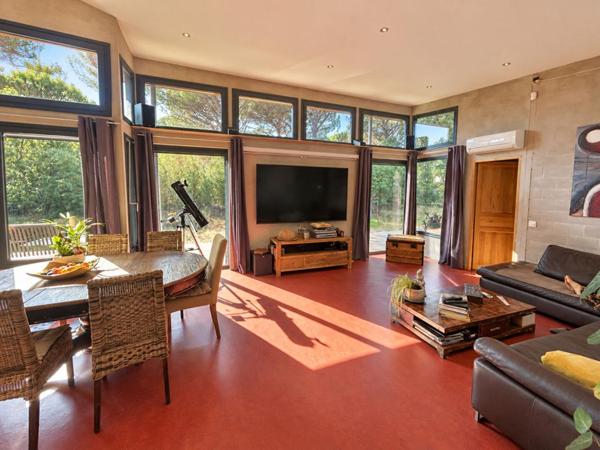 Maison "Passive Biosourcés" contemporaine de 121,65 m² sur 2 601 m² de terrain - Vidauban