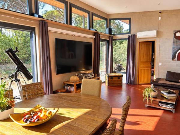 Maison "Passive Biosourcés" contemporaine de 121,65 m² sur 2 601 m² de terrain - Vidauban