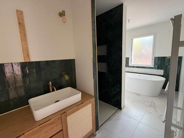 AIZENAY (85)- CALME ABSOLU - VILLA CONTEMPORAINE 2024 GRAND CONFORT 4 CHAMBRES AVEC GARAGE SUR 783 M²