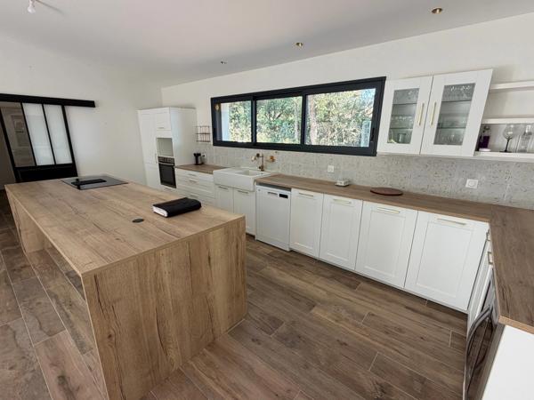 AIZENAY (85)- CALME ABSOLU - VILLA CONTEMPORAINE 2024 GRAND CONFORT 4 CHAMBRES AVEC GARAGE SUR 783 M²