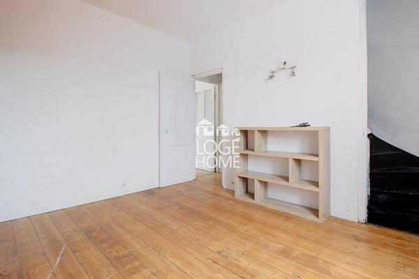Maison 3 chambres + bureau avec cour exposé sud-ouest & beau potentiel