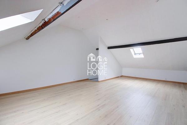 Maison 3 chambres + bureau avec cour exposé sud-ouest & beau potentiel