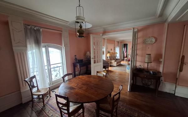 Appartement à vendre    5 pièces • 140 m2 Bayonne