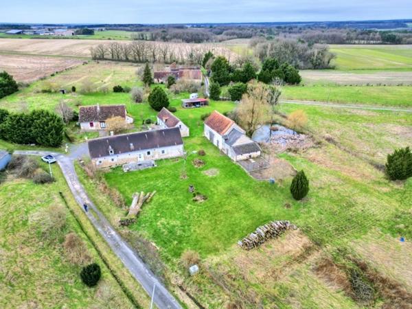 À Vendre : Corps de ferme avec potentiel locatif au Petit-Pressigny