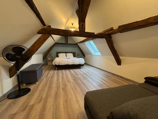 À Vendre : Corps de ferme avec potentiel locatif au Petit-Pressigny