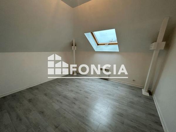 Location Appartement 3 pièces 71 m² - ROUTE DE LANDAUL Pluvigner 56330