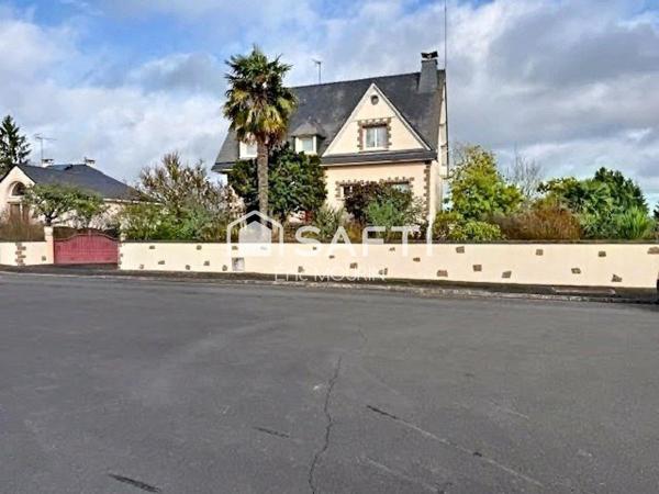 Maison familiale avec beaucoup de potentiel et 1ha300 de terrain.