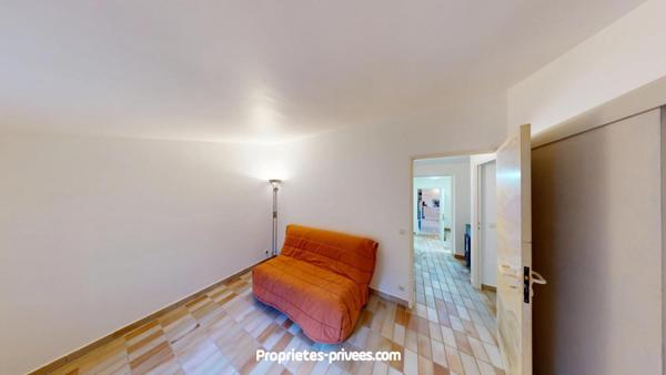 Cotignac - Maison individuelle 4 pièces, 100 m² sur 2,3 hectares avec piscine