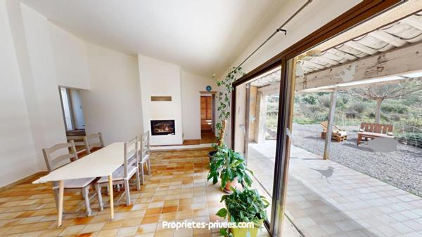 Cotignac - Maison individuelle 4 pièces, 100 m² sur 2,3 hectares avec piscine