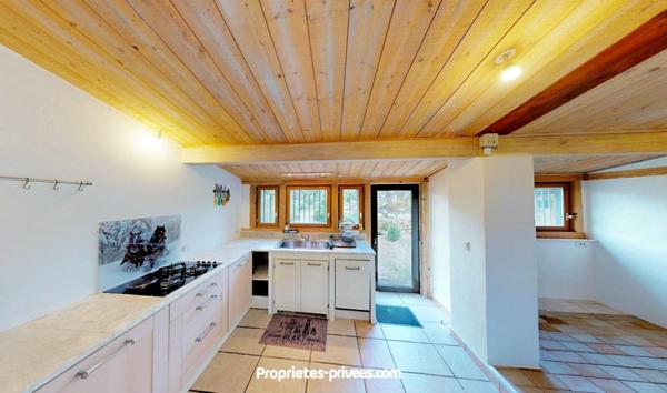 Cotignac - Maison individuelle 4 pièces, 100 m² sur 2,3 hectares avec piscine